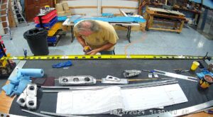 HS: Final Prep Of The Skeleton - Checking Countersinking Rear Spar